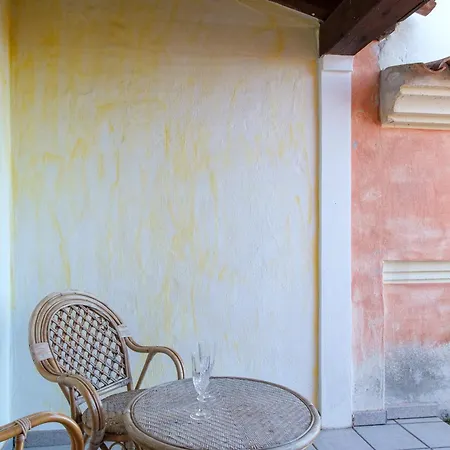 Incantevole Villettacon Giardino E Vista Mare بيت للعطل *